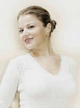 Непомнящая Дина