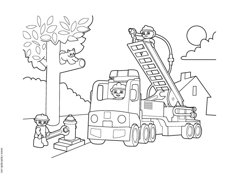 Лего пожарный снимают котенка с дерева