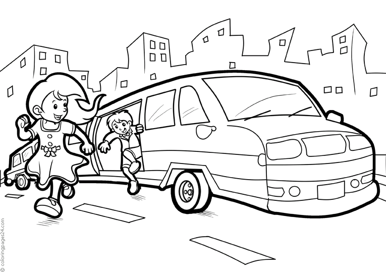 Дети выходят из лимузина