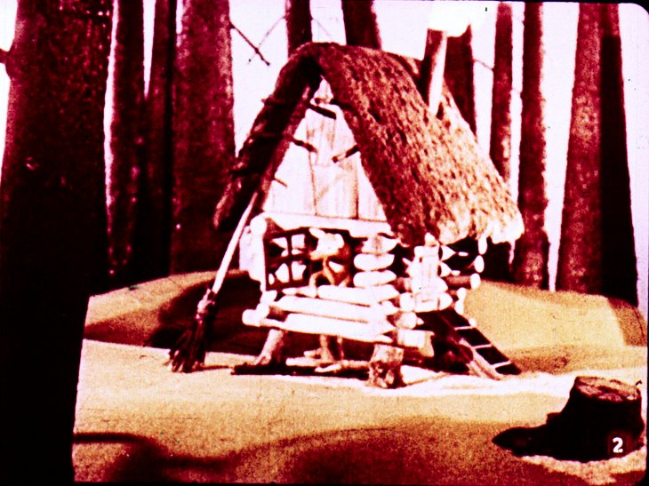 Смотреть диафильм Как дом в землю ушёл