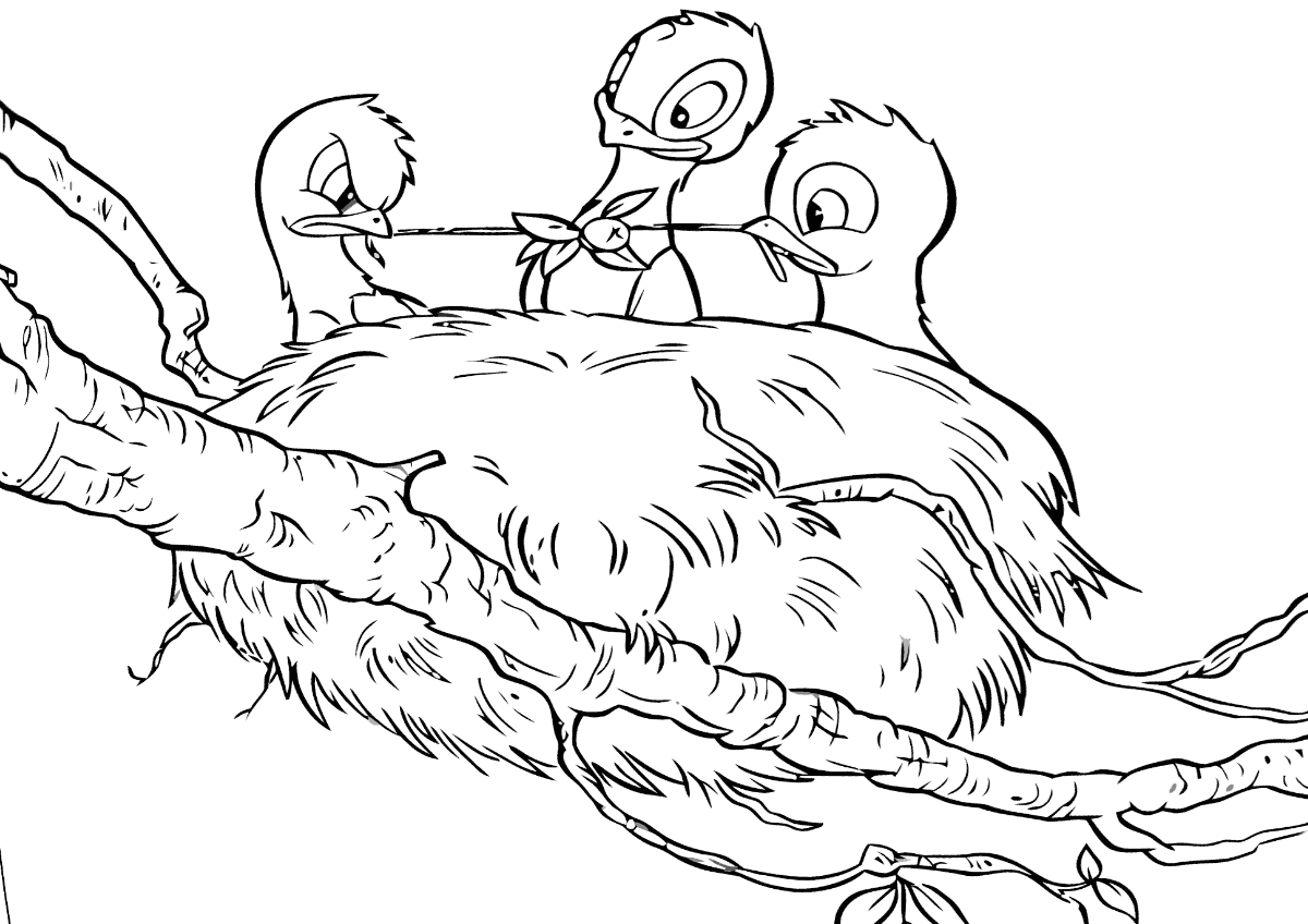 Три птенца в гнезде